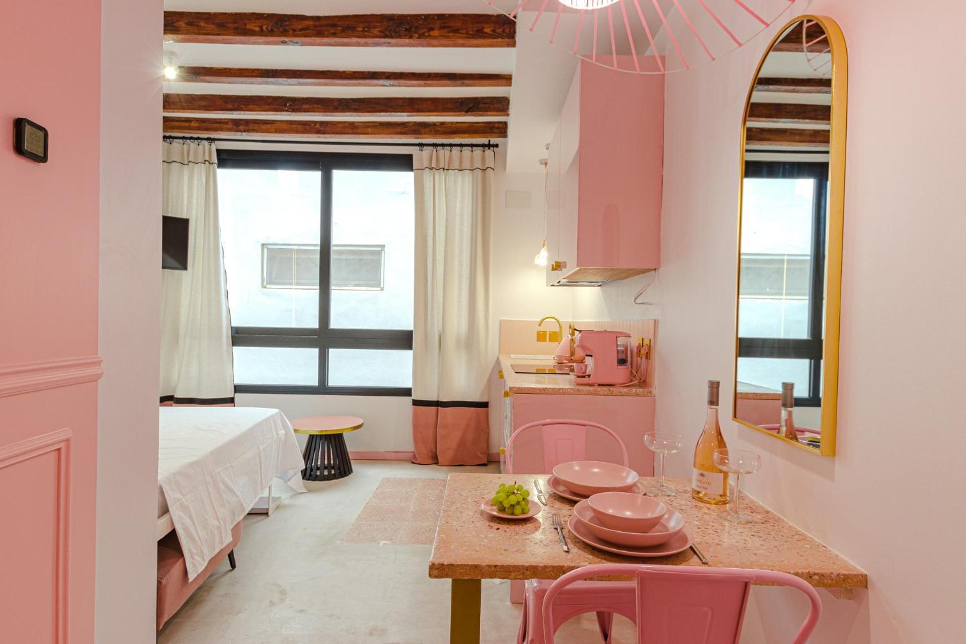 Glamorous Pink Studio In City Center Alicante Buitenkant foto