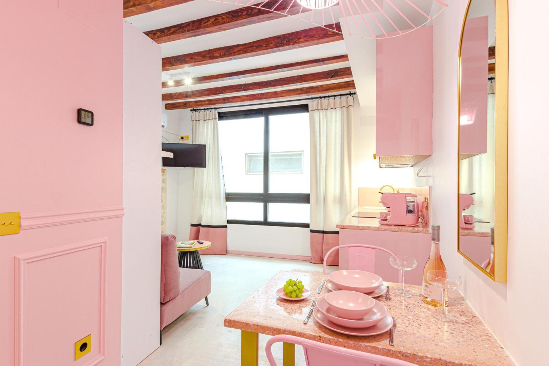 Glamorous Pink Studio In City Center Alicante Buitenkant foto