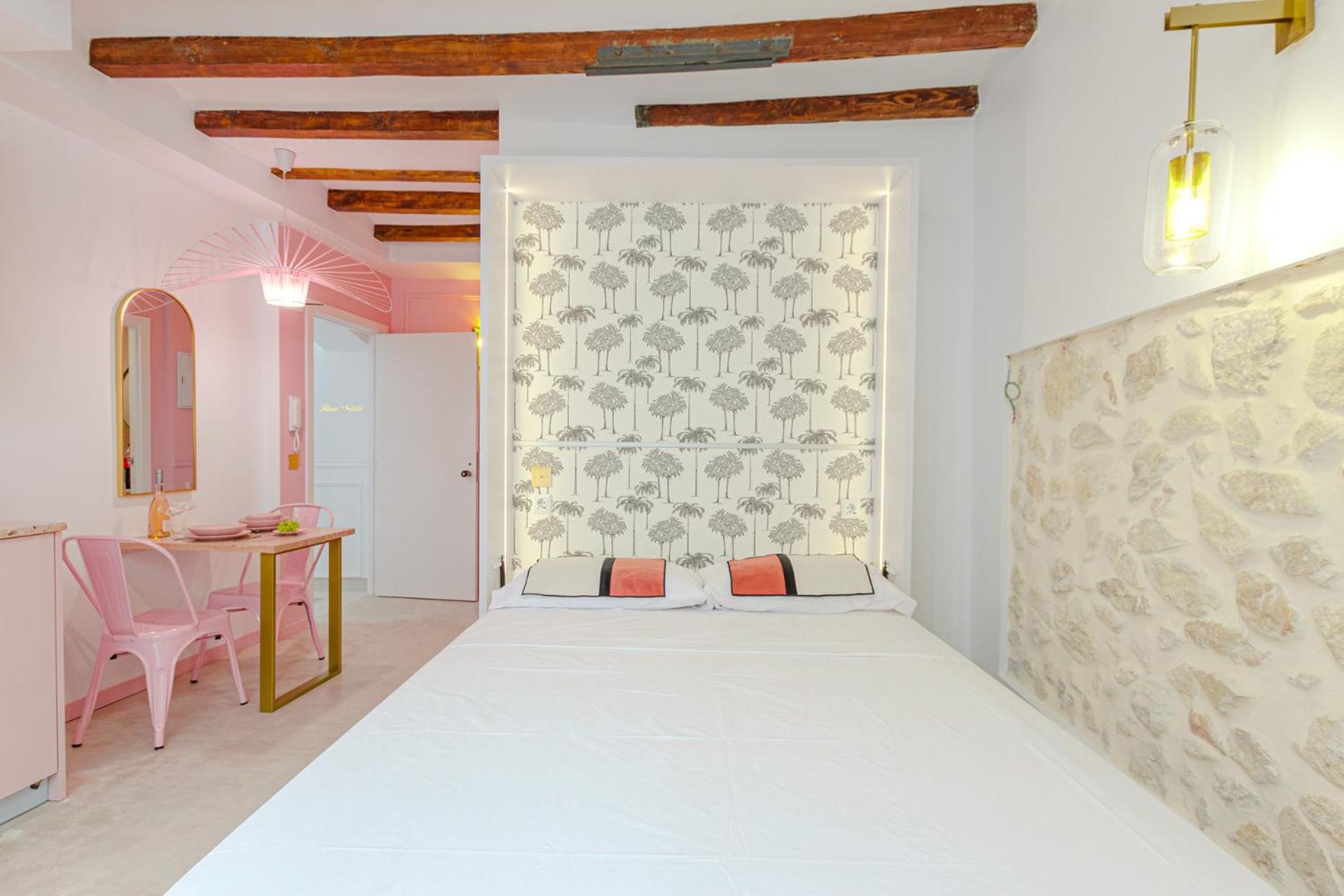 Glamorous Pink Studio In City Center Alicante Buitenkant foto